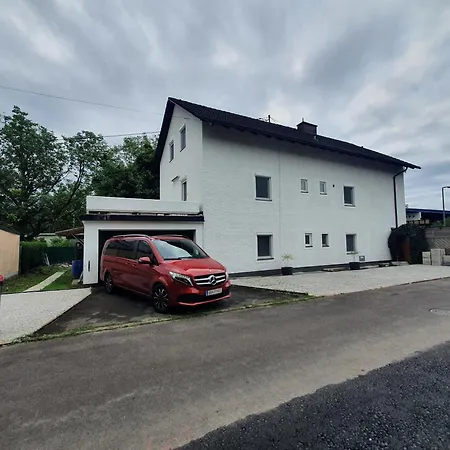 Apartment Eibenweg 4 *